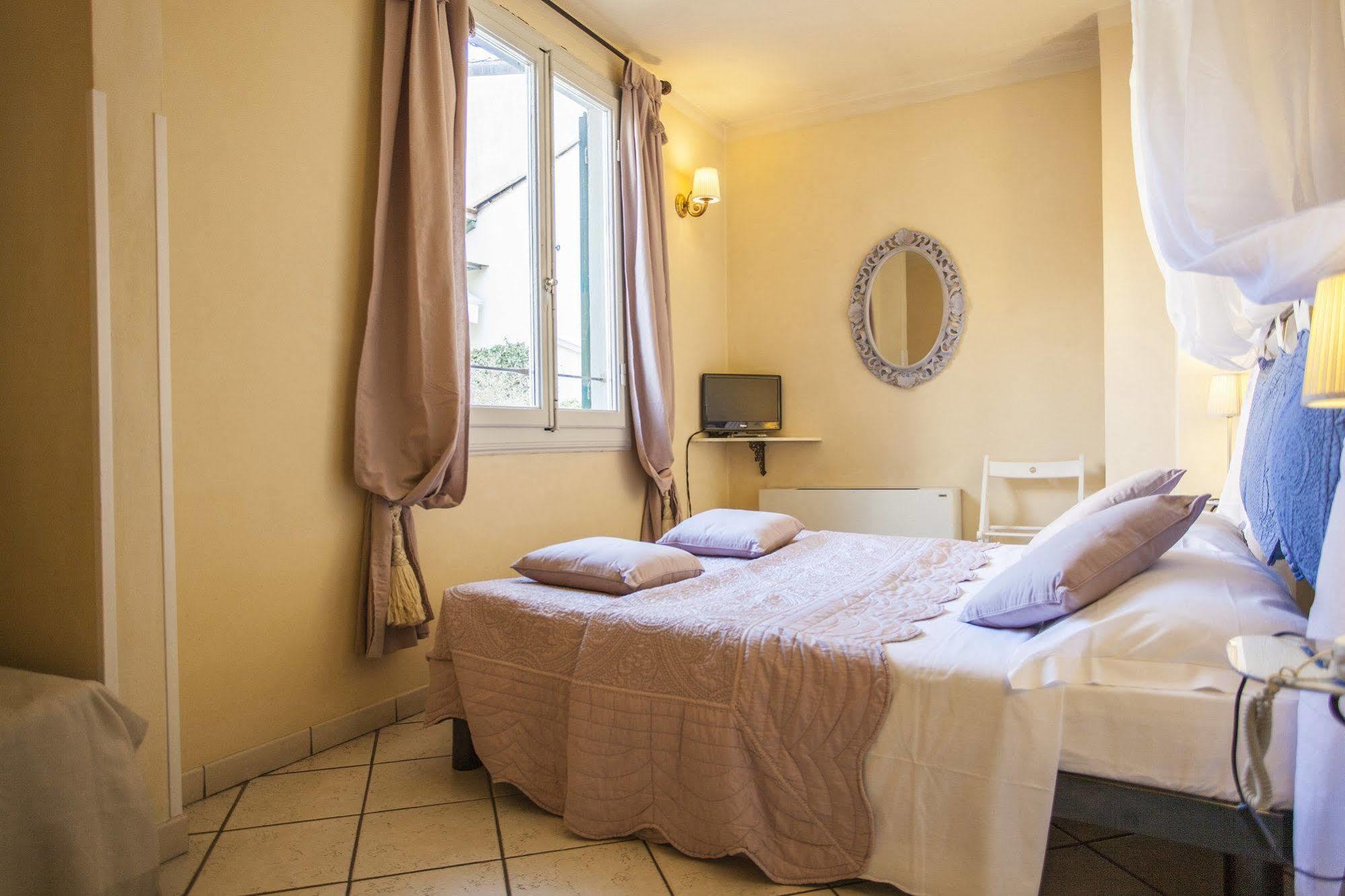 B&B Life Style Novecento Floransa Dış mekan fotoğraf